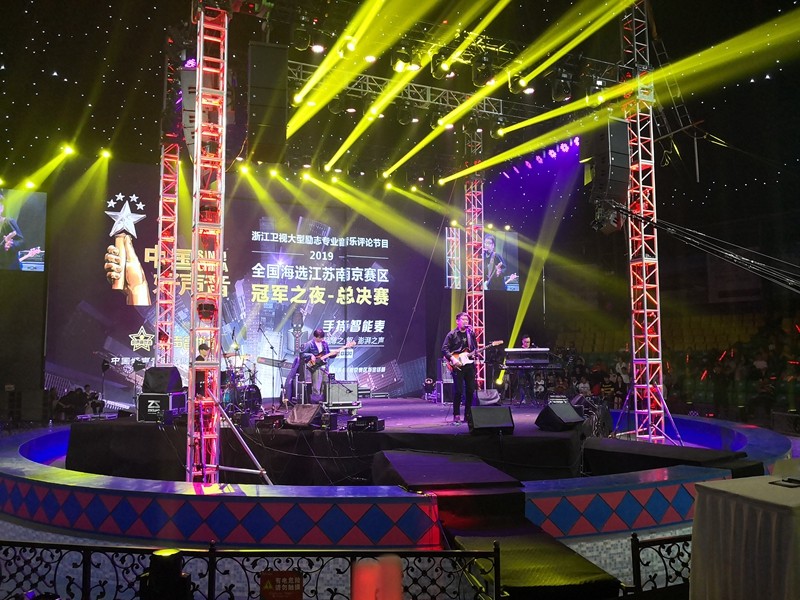 集红堂彩妆助力中国好声音南京赛区总决赛