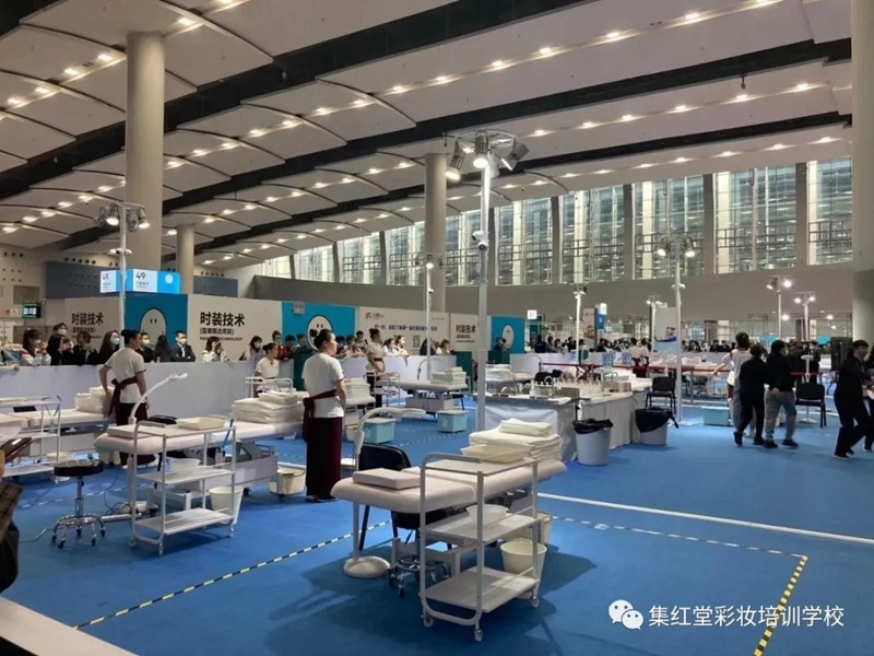 江苏省选手王若情在第一届全国技能大赛上表现优异，顺利晋级国家集训队