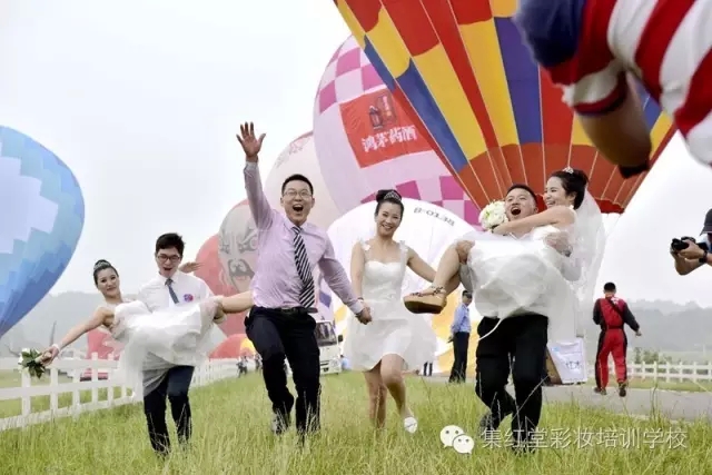 集红堂彩妆助力-吉尼斯世界记录规模最大的空中婚礼