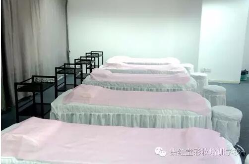 第44届世界技能大赛美容美发项目江苏省集训基地在集红堂彩妆学校落成
