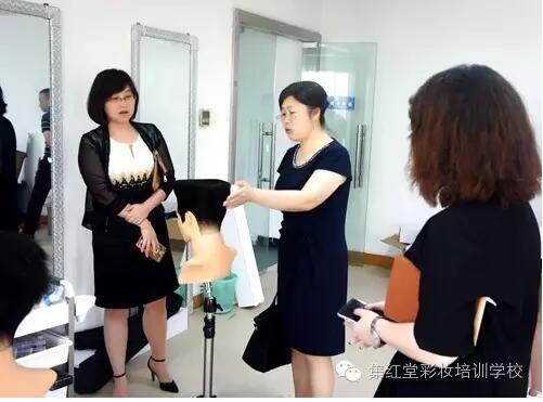 江苏省人力资源和社会保障厅领导视察我校并看望正在基地集训选手