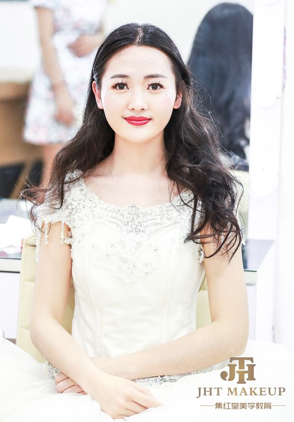 170220期化妆班美满毕业 学员作品展示