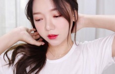 这款极致甜美的妆容