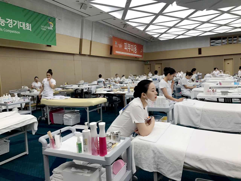 美容化妆行业从业者的技术提升之路
