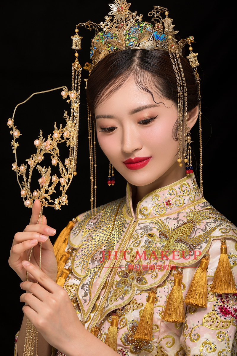 中式新娘秀禾妆2
