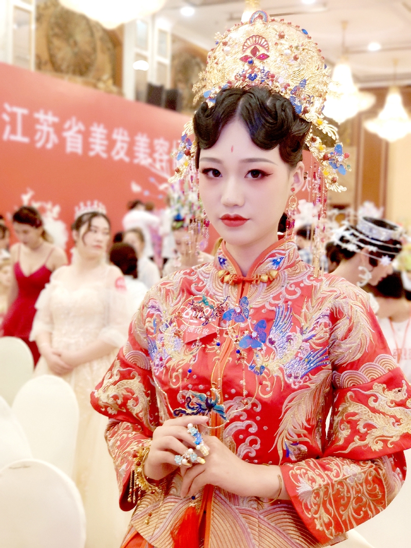 喜报集红堂彩妆斩获南京市美容美发职业技能竞赛5金5银